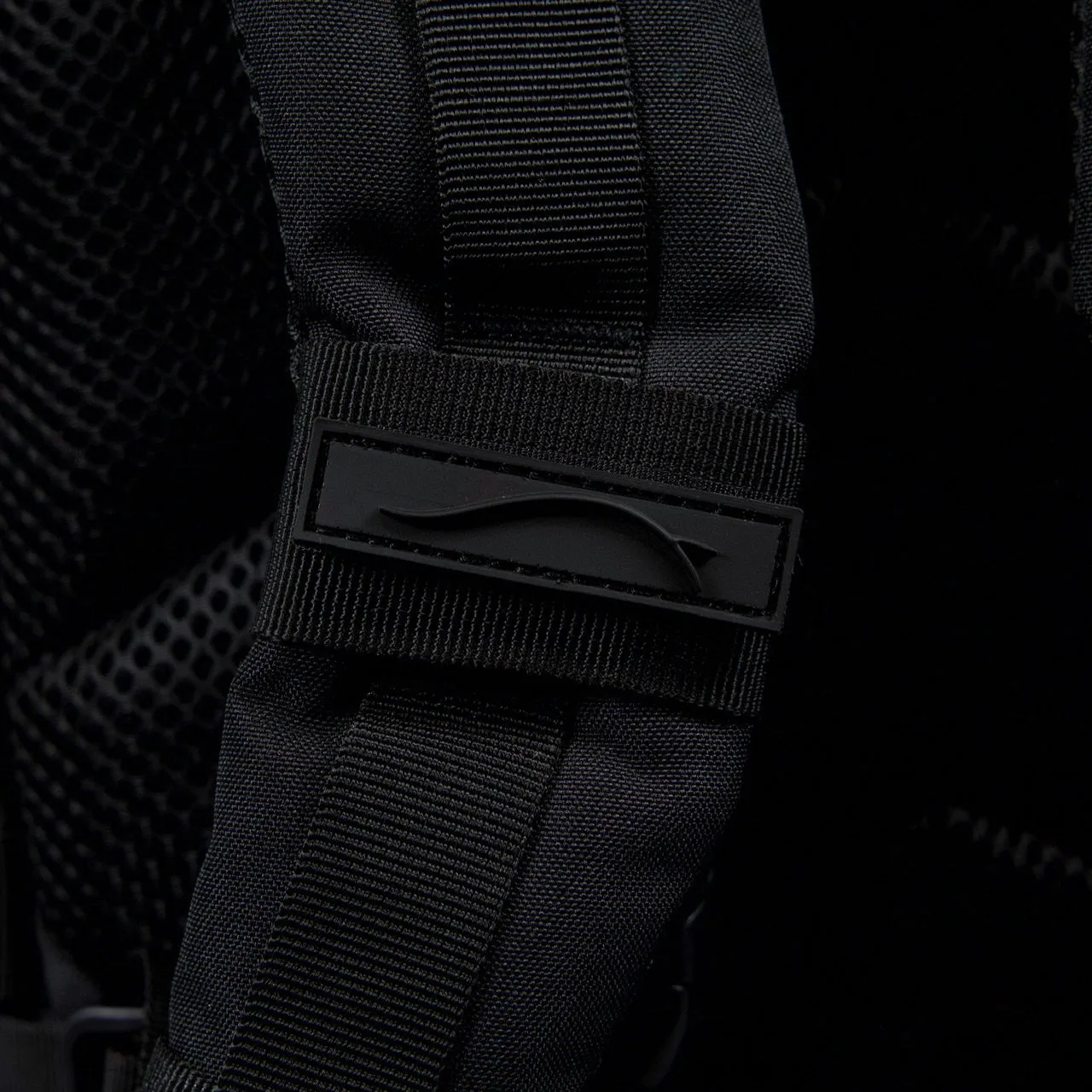 35L Backpack Black Venom