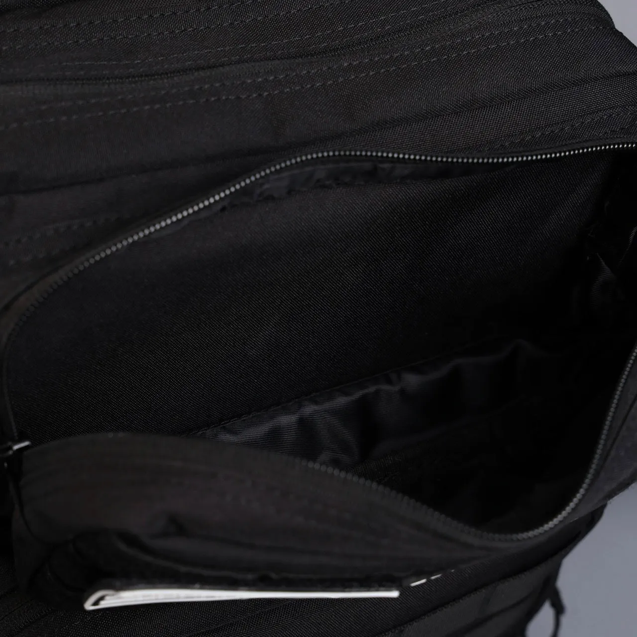 35L Backpack Black Venom