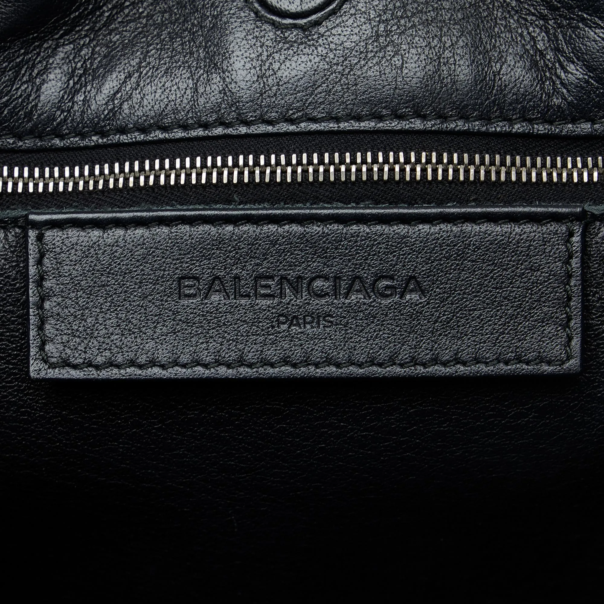 Balenciaga Mini Papier A4 Satchel (SHG-RzUGX9)