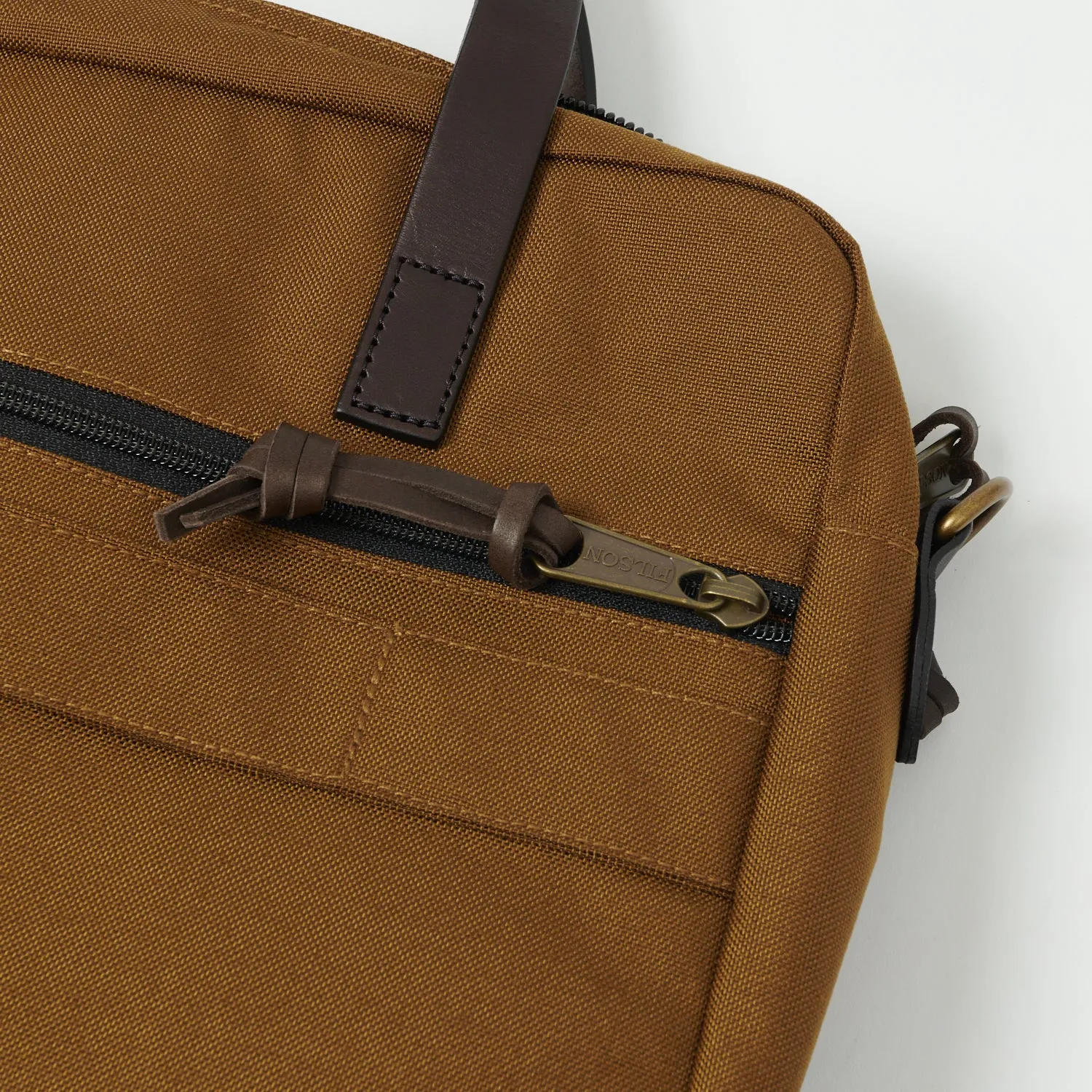 Filson Dryden Briefcase - Whiskey