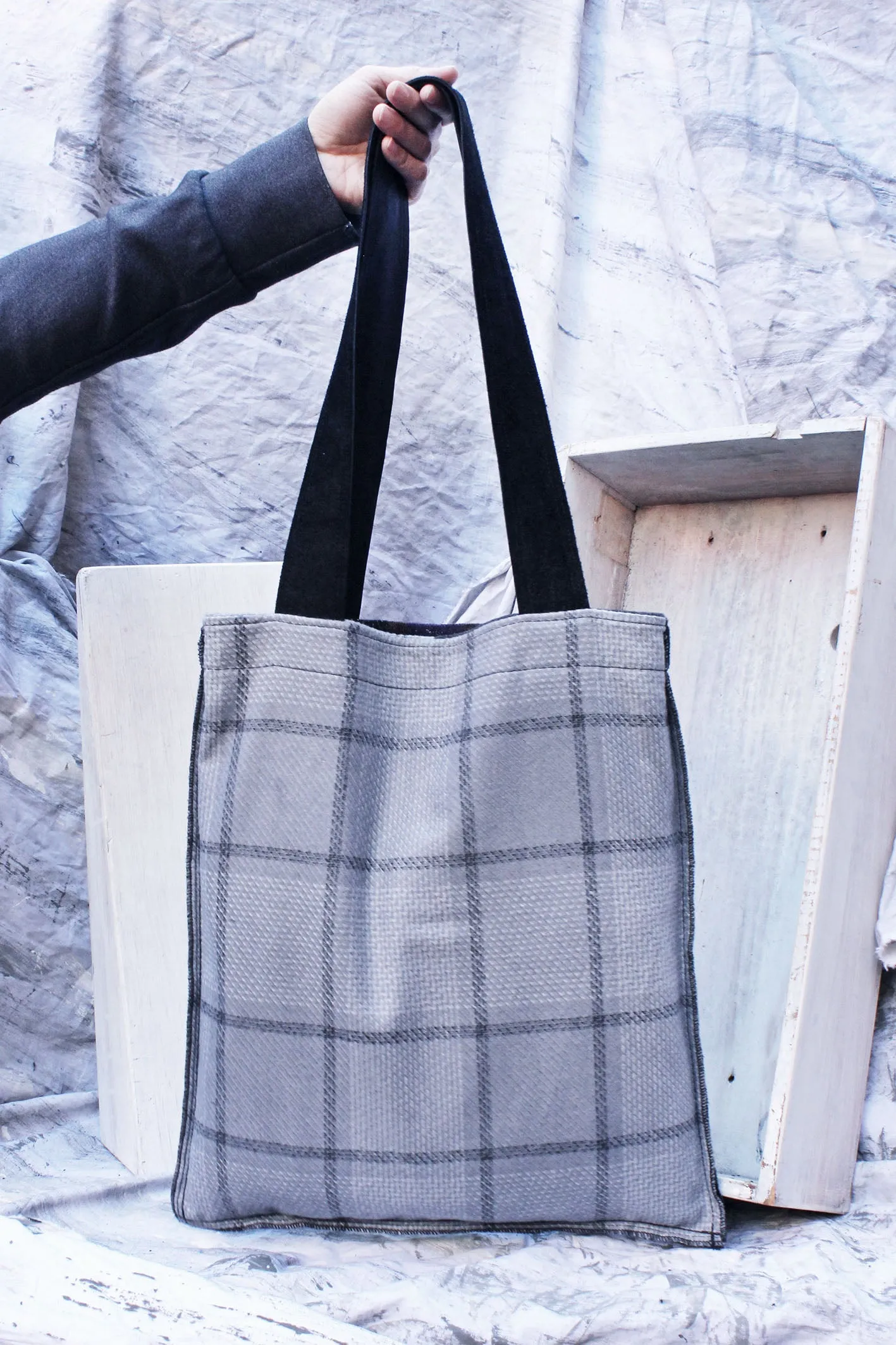 REVERSIBLE TOTE BAG  - MULTI