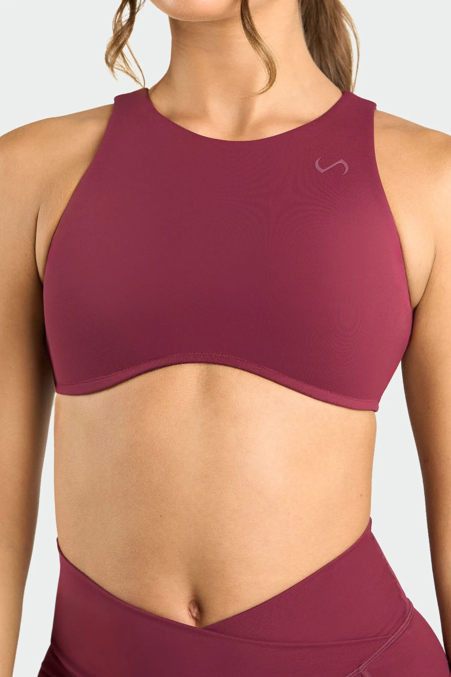 Tempo High Neck Sports Bra